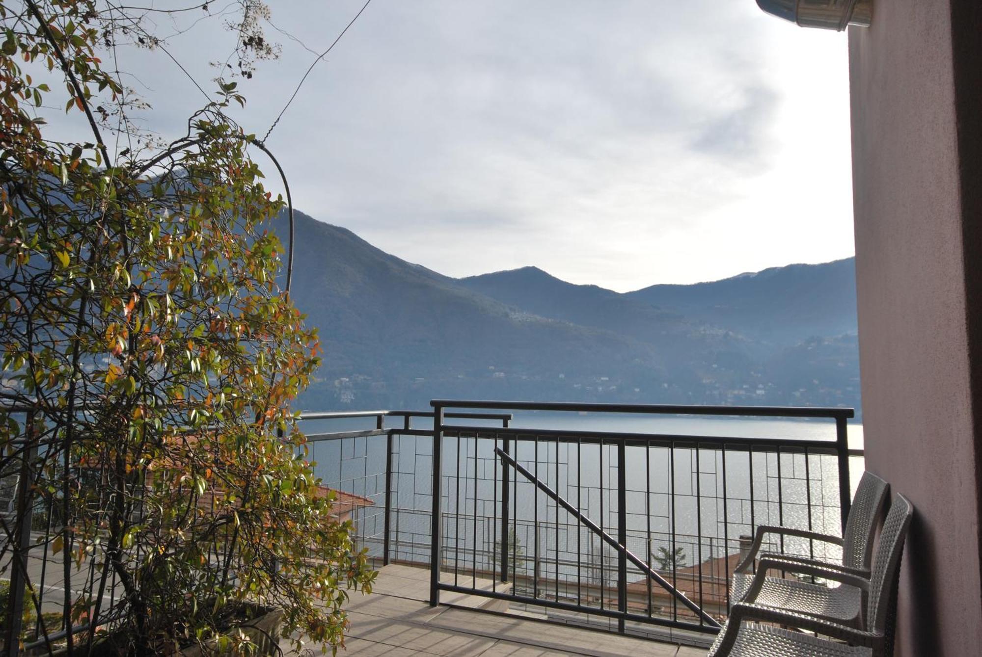 Apartamento Andrea Olga House Laglio Exterior foto